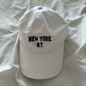 Brandy Melville New York Cap